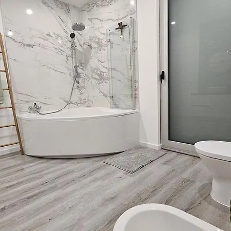 Seaview With Heated Private Pool *