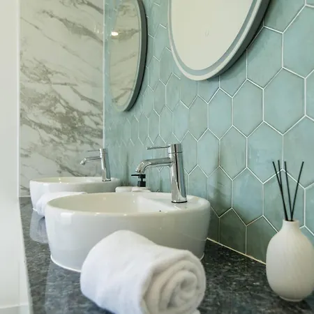 Seaview With Heated Private Pool