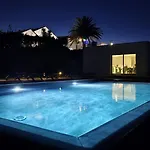 Seaview With Heated Private Pool * Bretanha