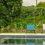 Seaview With Heated Private Pool Willa *