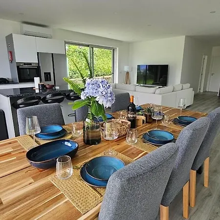 Seaview With Heated Private Pool Gasthof 4*