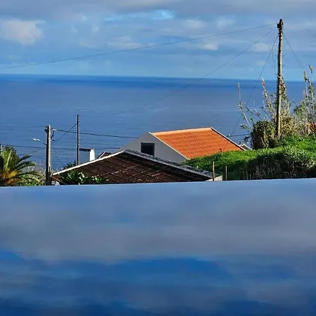 Gasthof Seaview With Heated Private Pool Bretanha