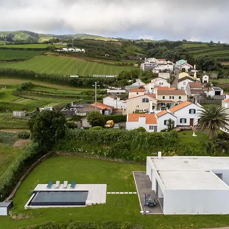 Seaview With Heated Private Pool * Bretanha
