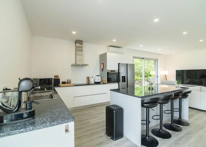 Seaview With Heated Private Pool